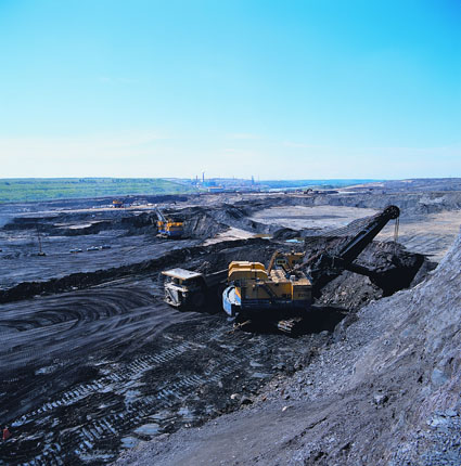 oil_sands_open_pit_mining.jpg